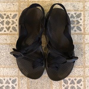 Black chacos